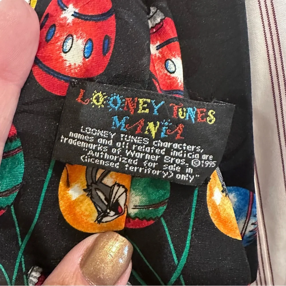 Looney Tunes Vintage Christmas Decorations Necktie 1995